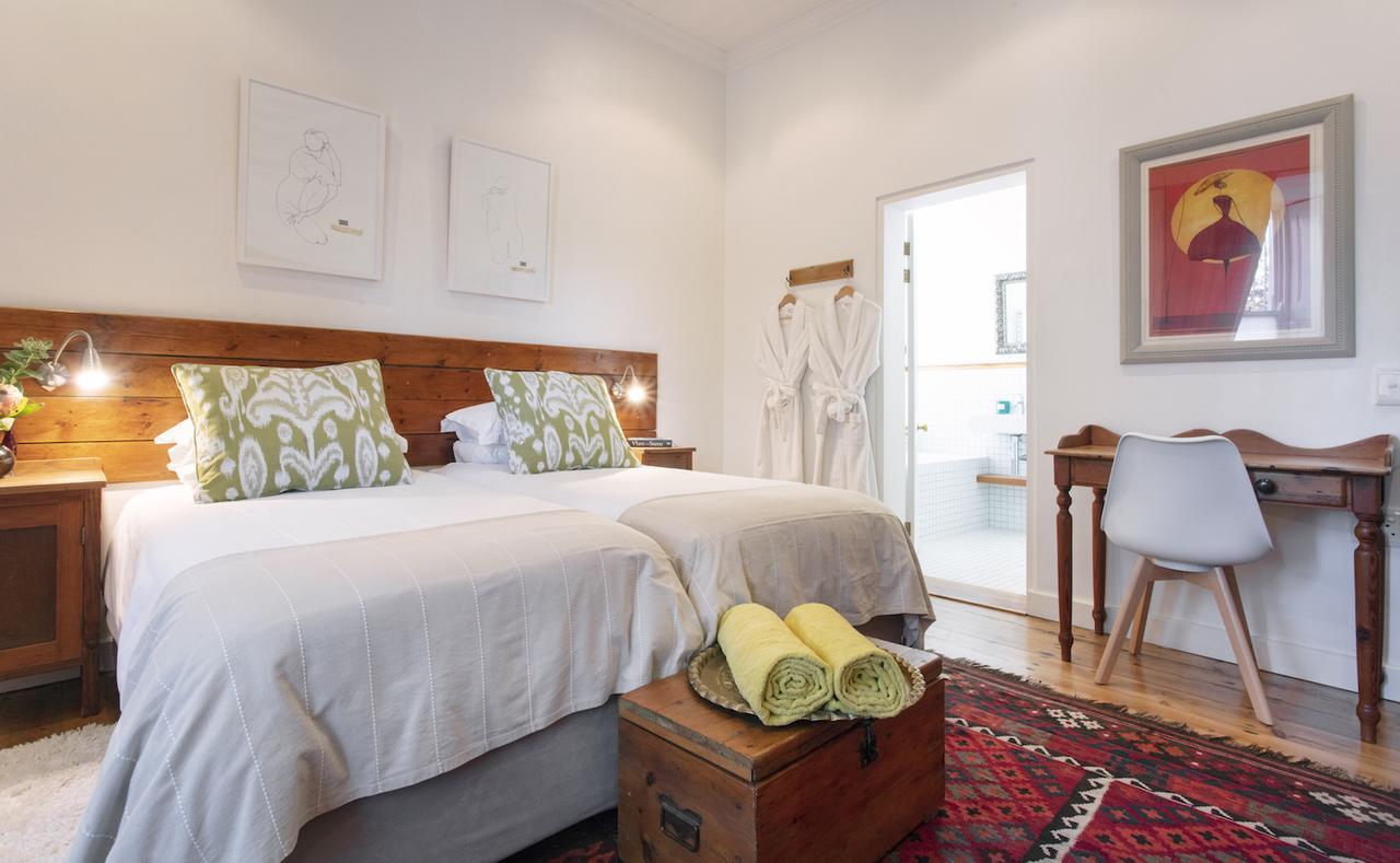 22 Die Laan Guest House Stellenbosch Ngoại thất bức ảnh